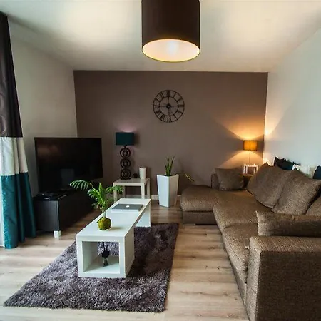 Flambere By Cocoonr Apartment *