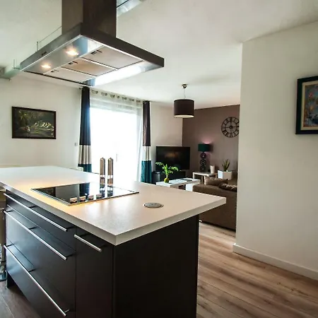 Flambere By Cocoonr Apartment *